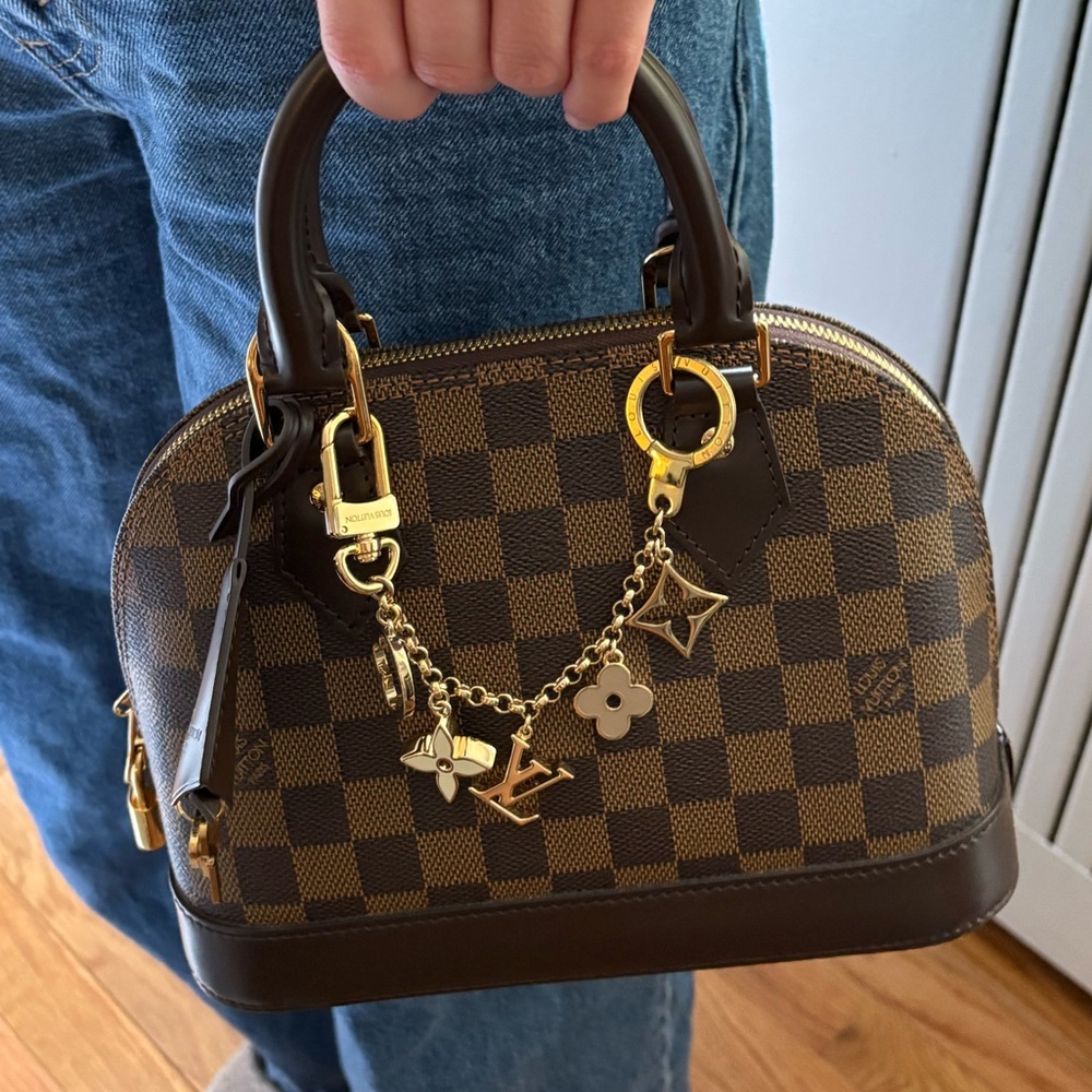 Louis Vuitton Alma BB - Picture 5 of 11